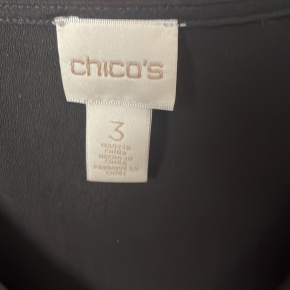 Chico’s 3 COLD SHOULDER white buttons Black blouse long sleeved v neck LNC - Picture 3 of 9